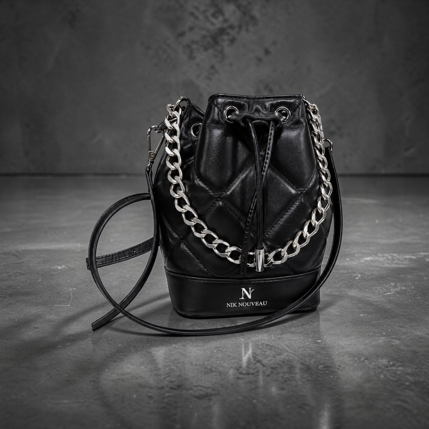 Signature Bucket Bag- Black